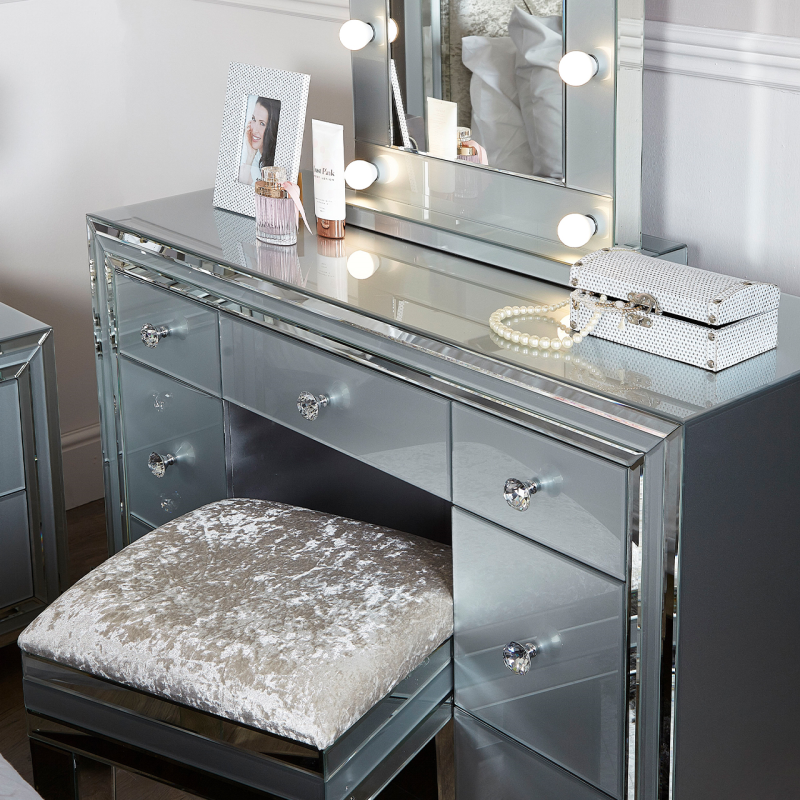 Grey Manhattan 7 Drawer Dressing Table